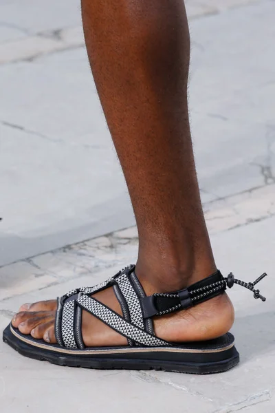 Look 72